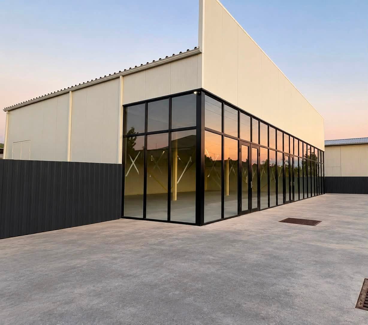 Commercial space, Samtredia