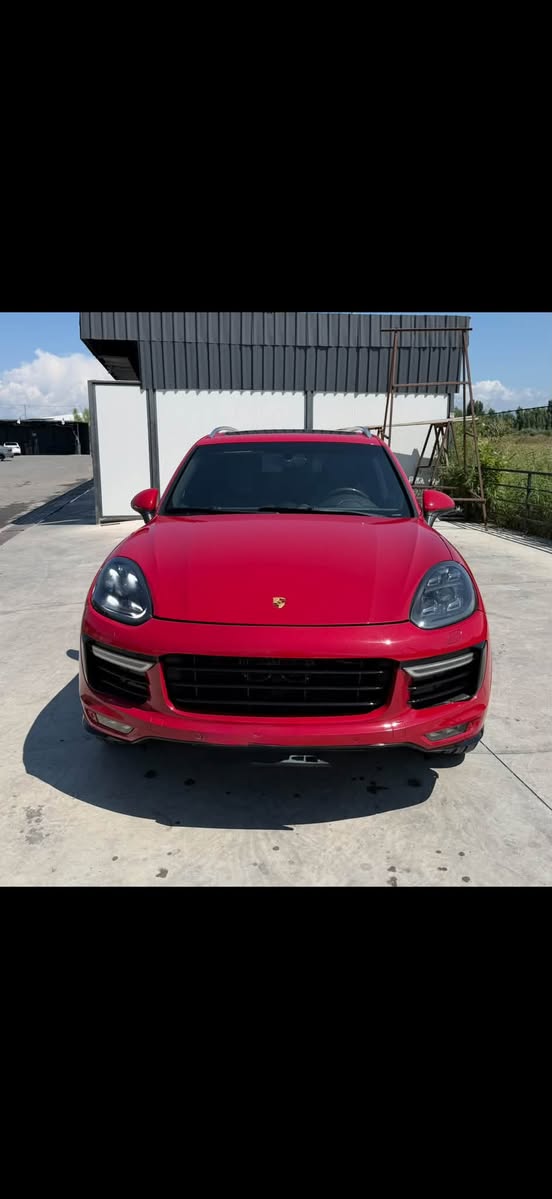 იყიდება Porsche cayenne 3.6 2017 წ.მაგარ