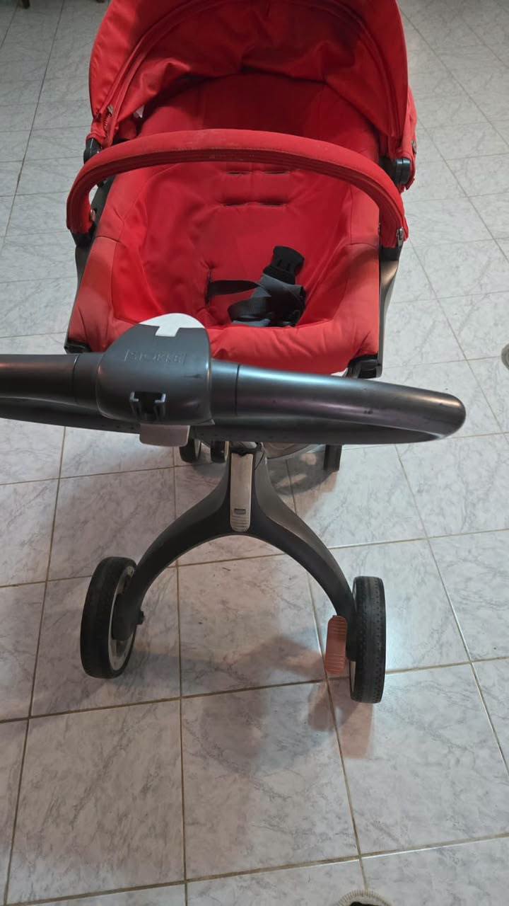 2 eded uşaq kolyaskasi ideal vəziyyətdədir,ikisi — 500₼