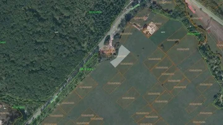 Tetritskaro kasabasında düşük fiyatla satılık ev
