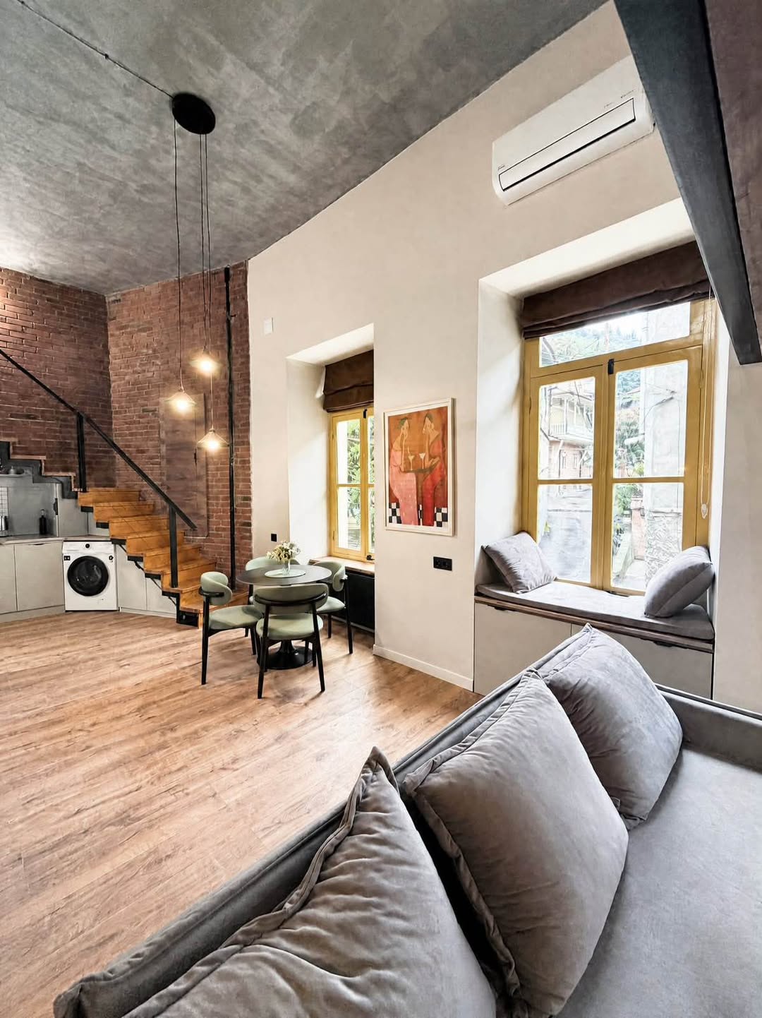 1-otaqlı mənzil kirayə, Tbilisi — $1,400