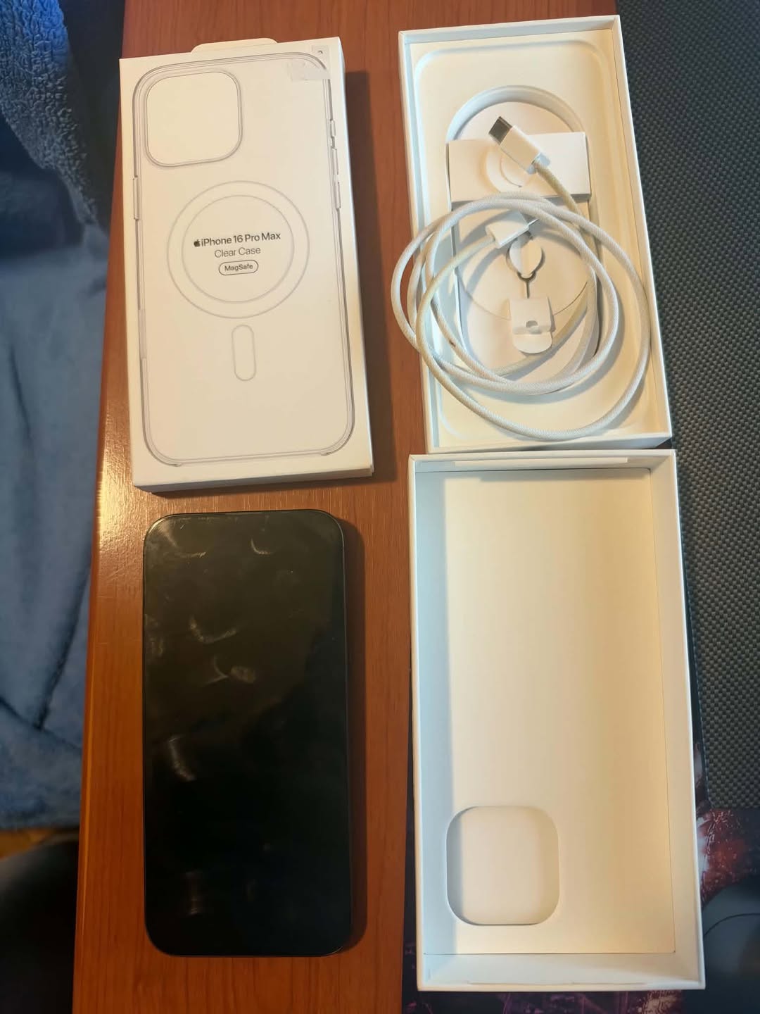 iPhone 16 Pro Max 256GB, battery 88%