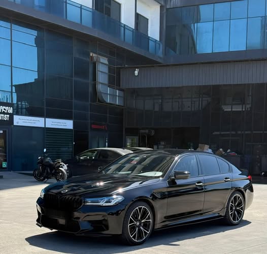 იყიდება, ფასი 7000$, დეტალებზე დამიკავშირდით