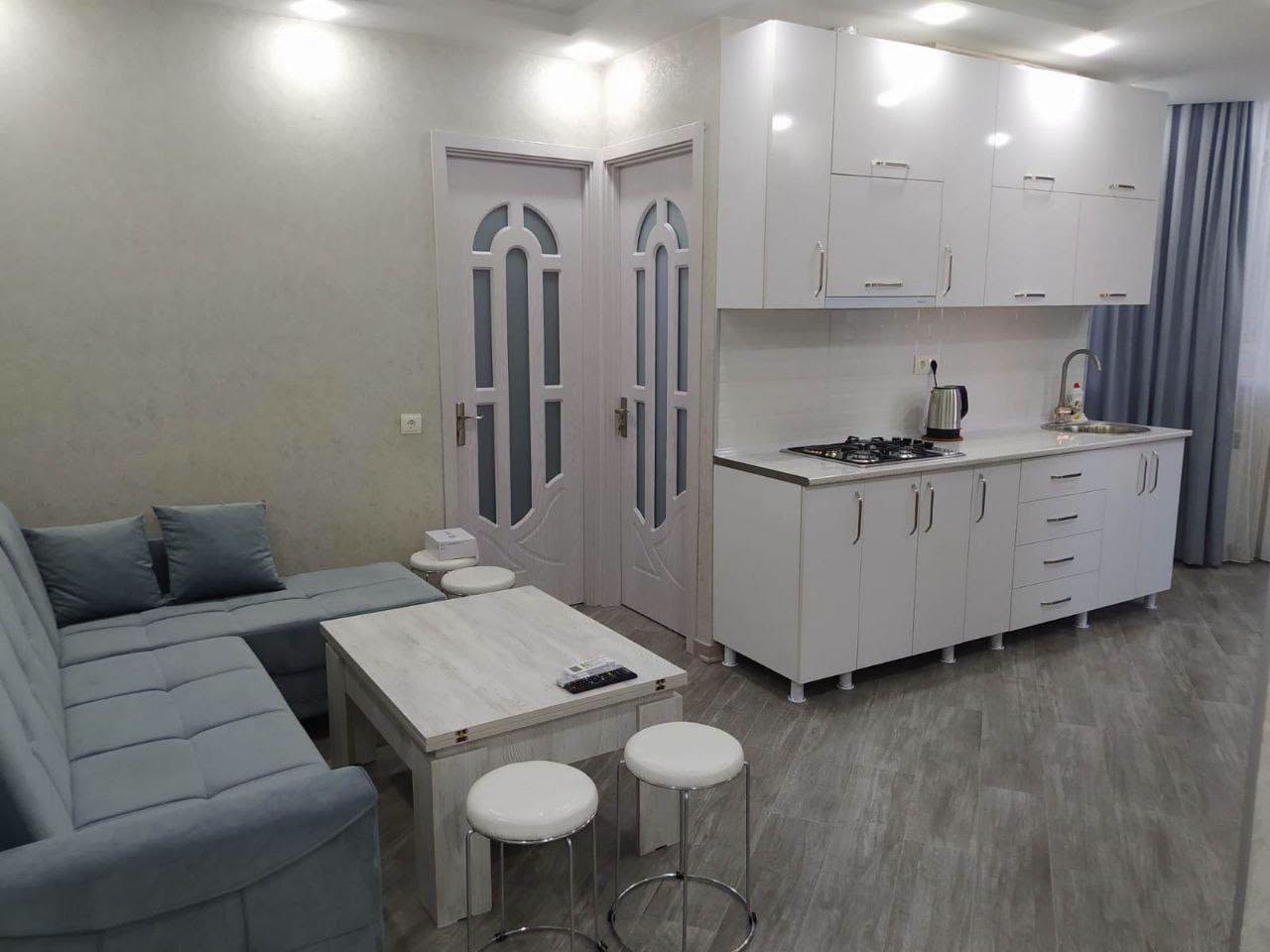 For rent 3-bedroom 2-sleeping room apartment $550