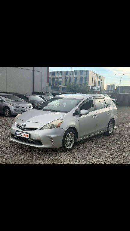#გამომწერები Toyota Prius V 2013წ, 1.8 — 6,700$