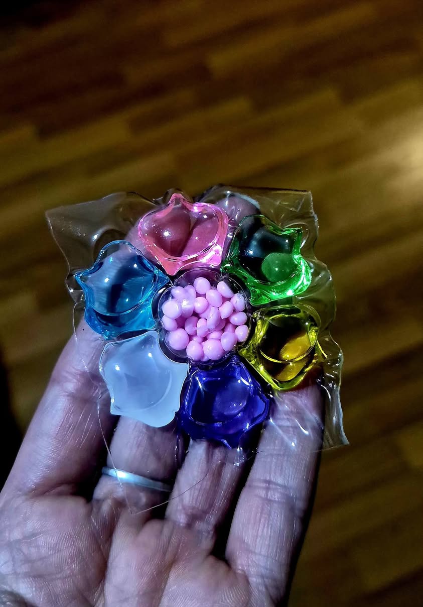 New laundry capsules, 50 pcs