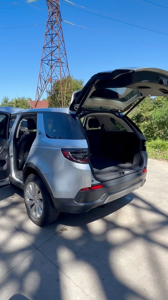 Land Rover Discovery Sport 2021