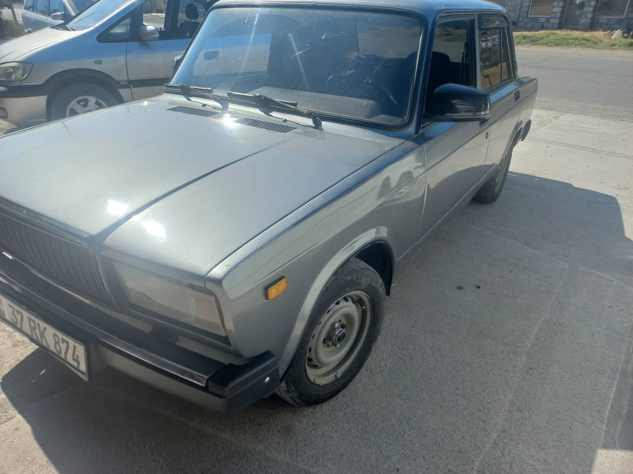 Avtomobil 2010