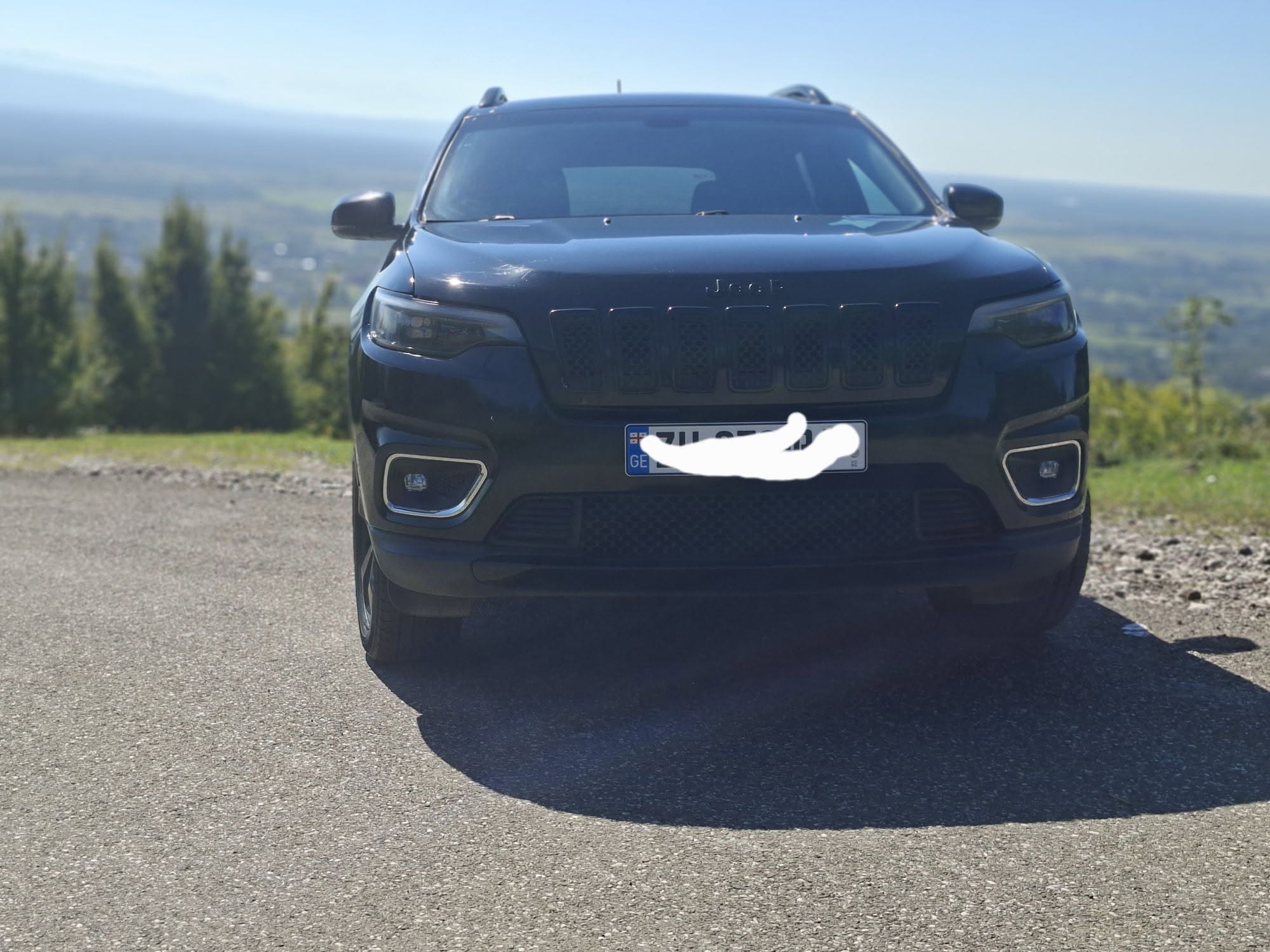 Jeep Cherokee 2019 — 11,500$