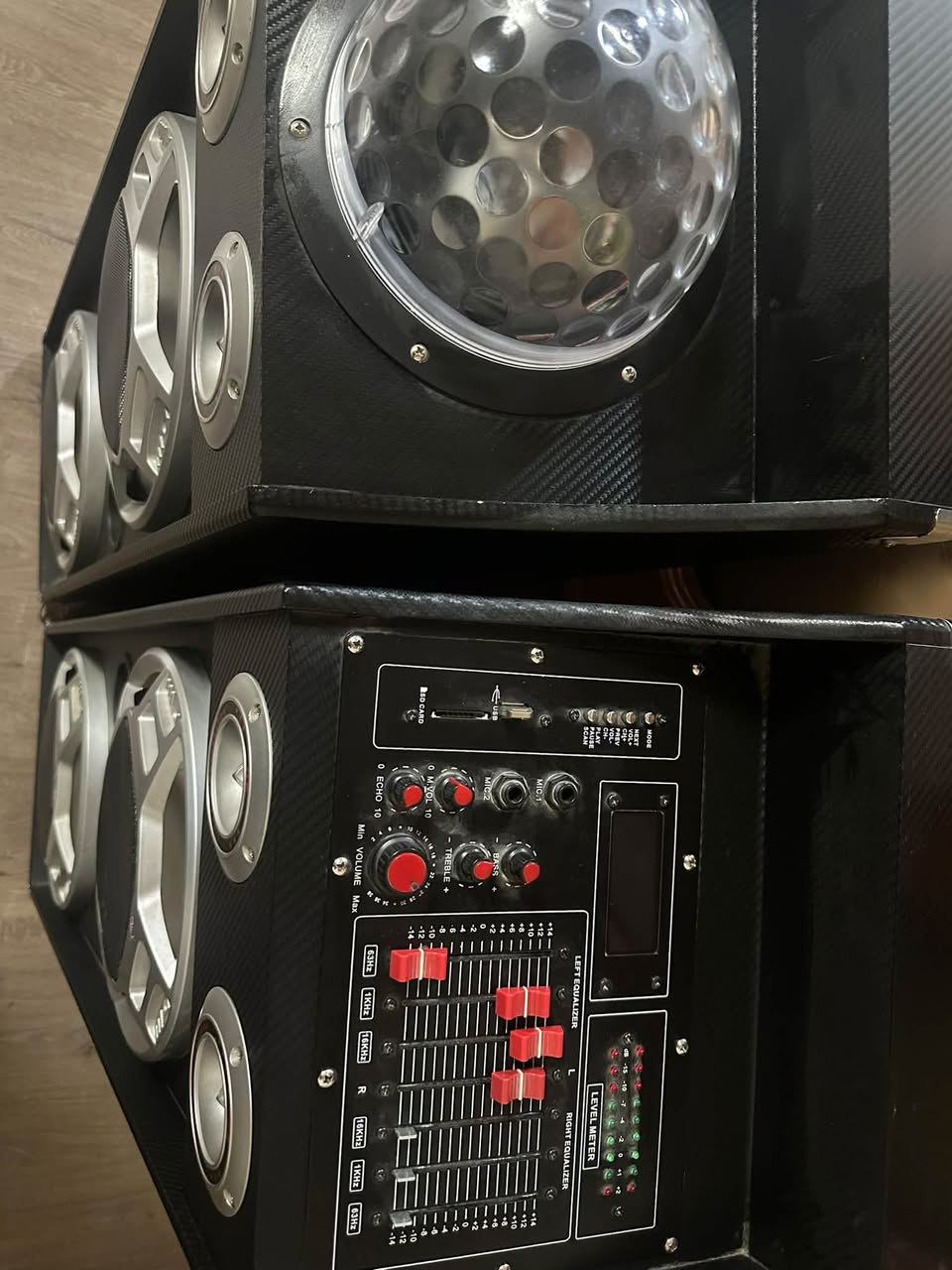 Speaker system with disco ball light