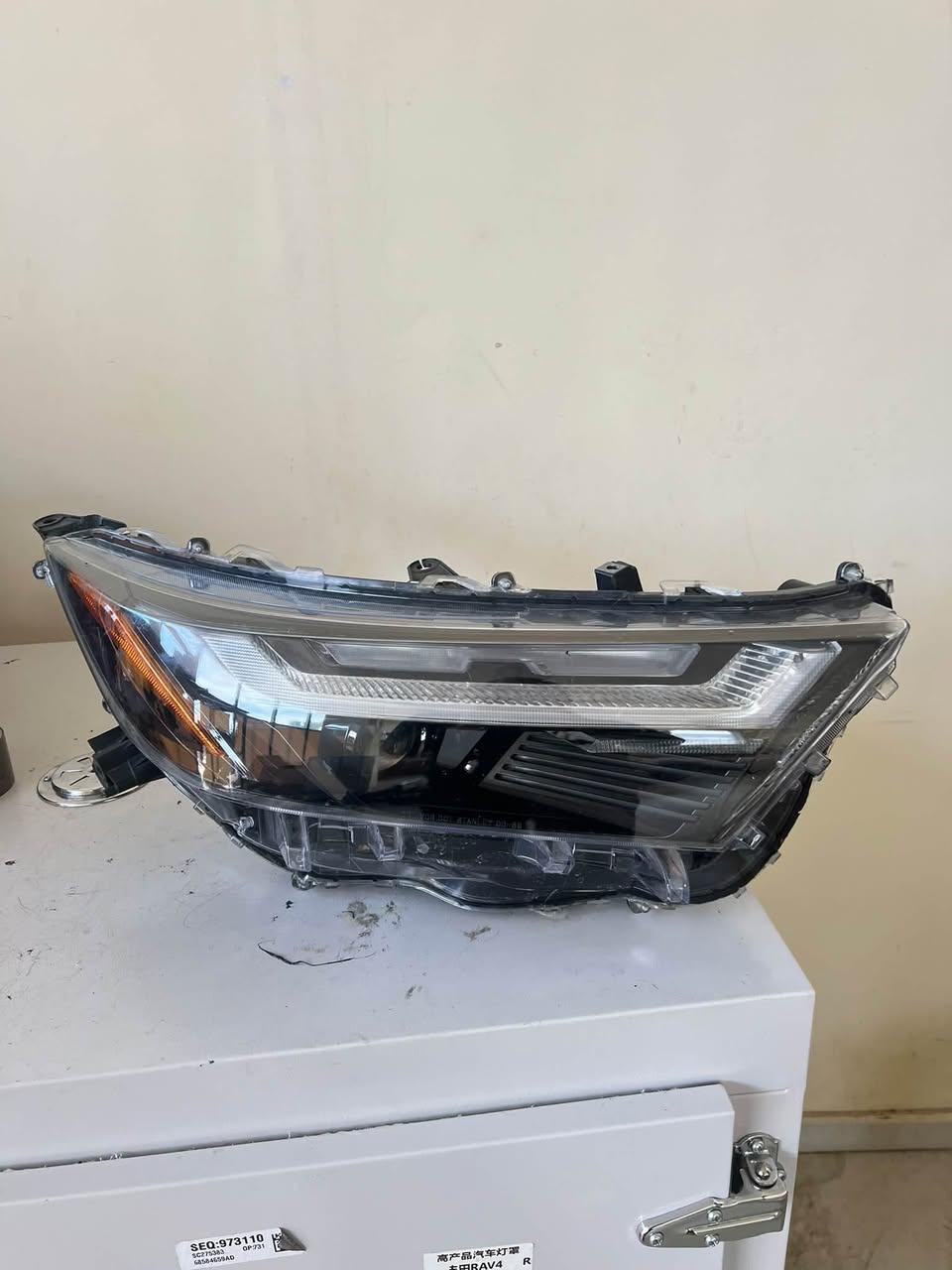 Tam Led orijinal sağ bir kilit - 650₾
