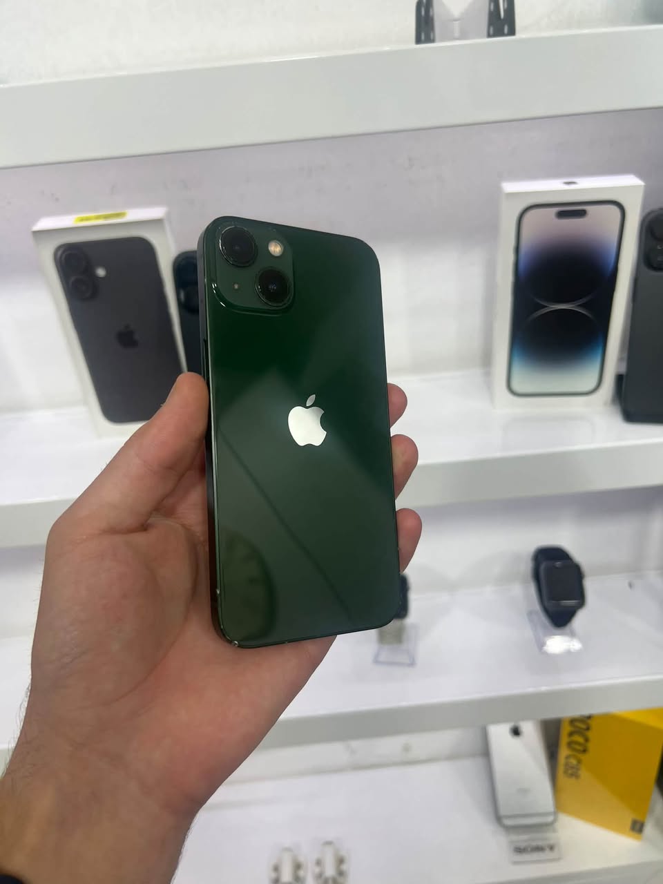 iPhone 13 fabrikası 128G 62% şarj — 65.000₺