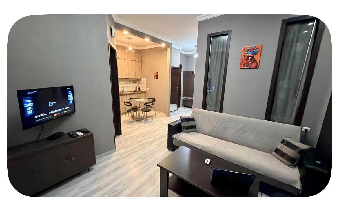 Batumida, Gorgasali caddesinde 50 m2 evim var, - 700$