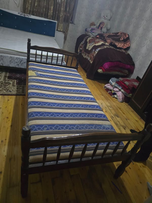Мебель — 55₼
