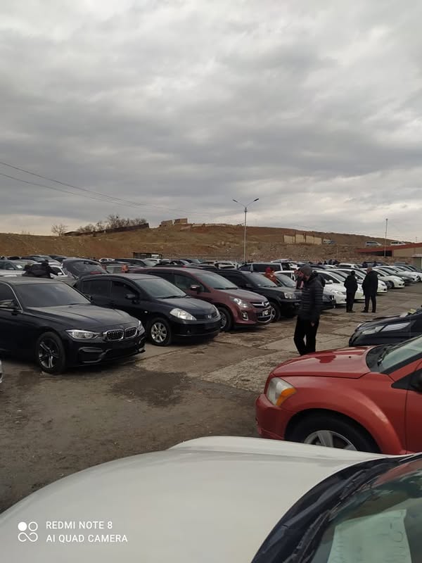 Nissan March EV, 650000 dram