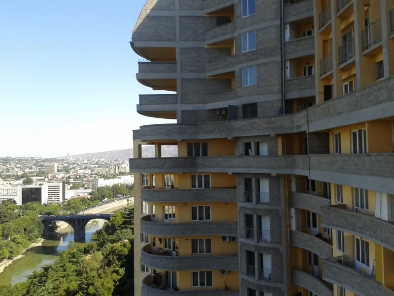 Satılık daire, Tiflis