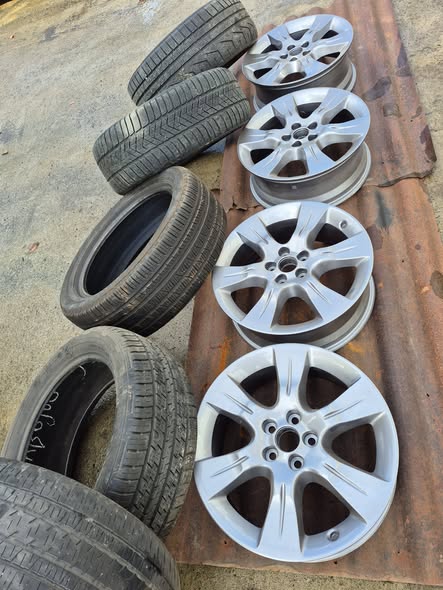19'lu yeni Sierra spor lastiği - 800$