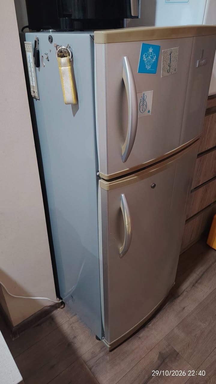 İkinci el açılır kapanır sandalye satılık. Fiyatı 250 - 150₾