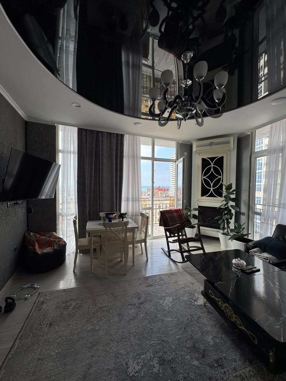იყიდება ბინა, ბათუმი — $168,000