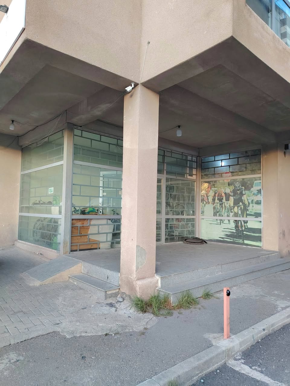 Commercial space, Tbilisi — $1,000