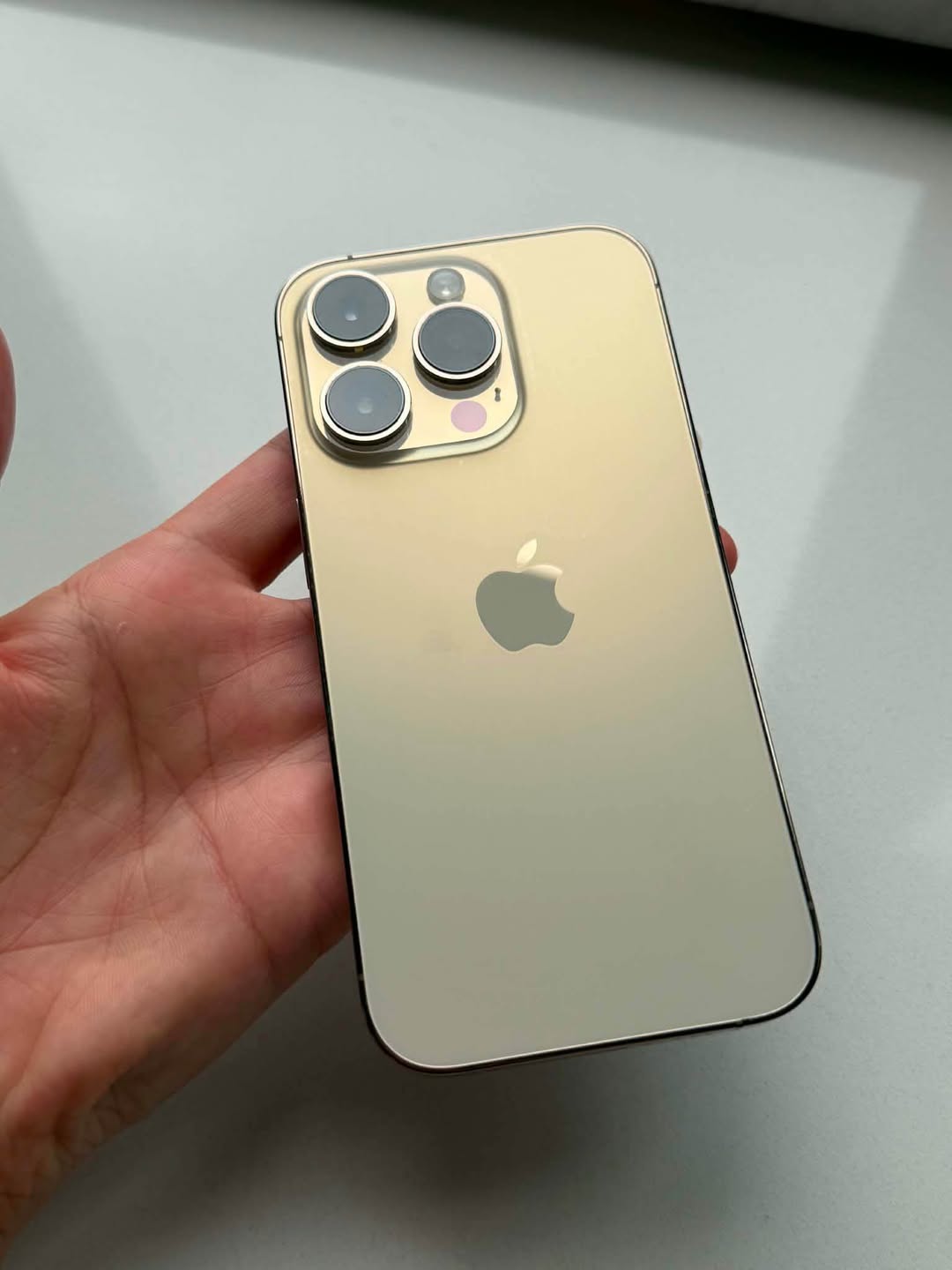 For sale 14 pro Gold BH:76% mobile