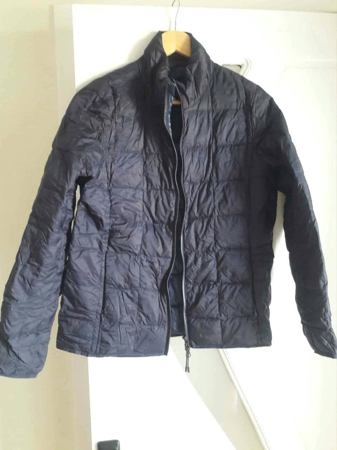 Navy puffer jacket, size M