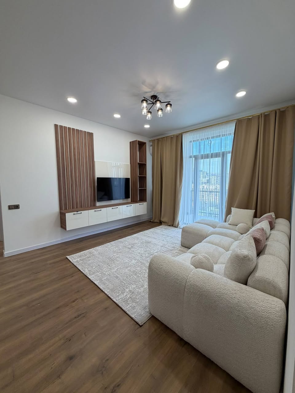 3-room apartment for rent in Tbilisi — $1,000