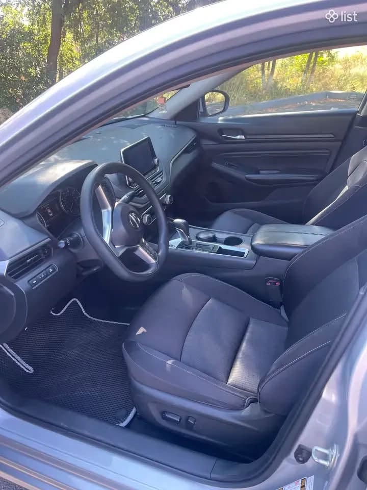 For sale or exchange. The price depends on 2019