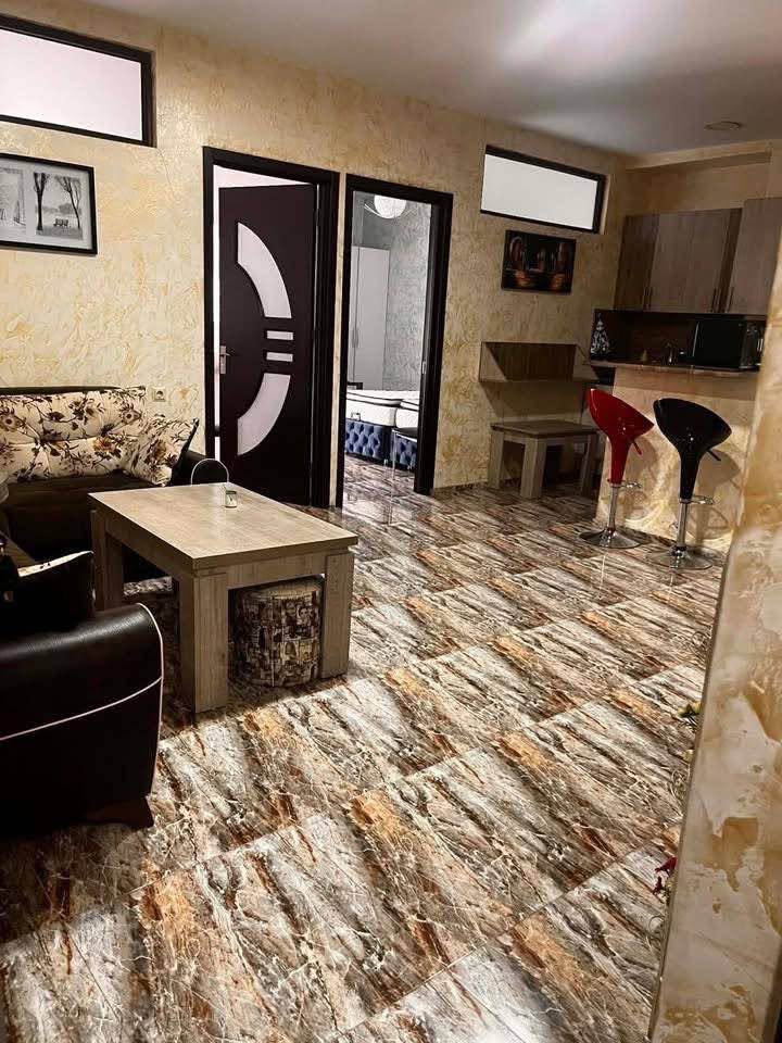 Mənzil satılır, Poti — $98,000