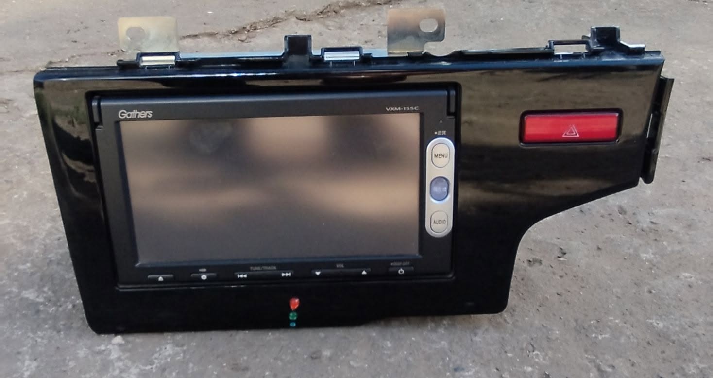 Gathers VXM-155C car navigation unit