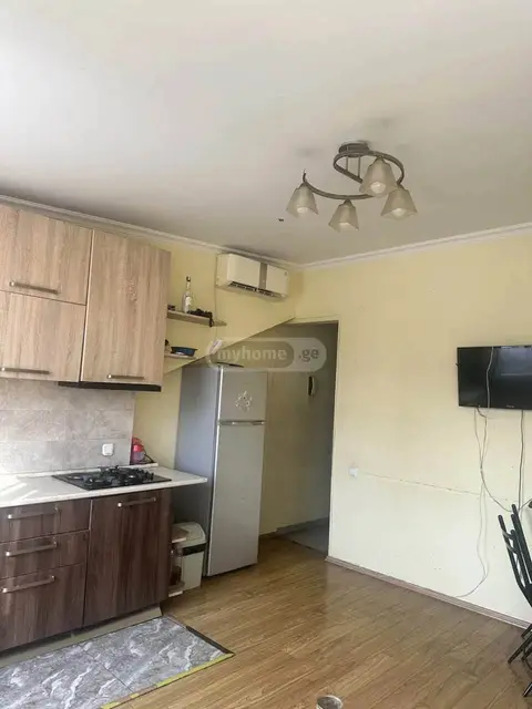 2 otaqlı mənzil kirayəyə verilir, Tbilisi — $1,300
