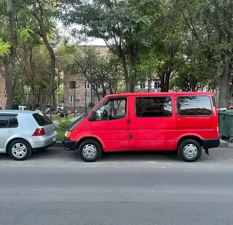 სატვირთო მანქანა — 6,800$