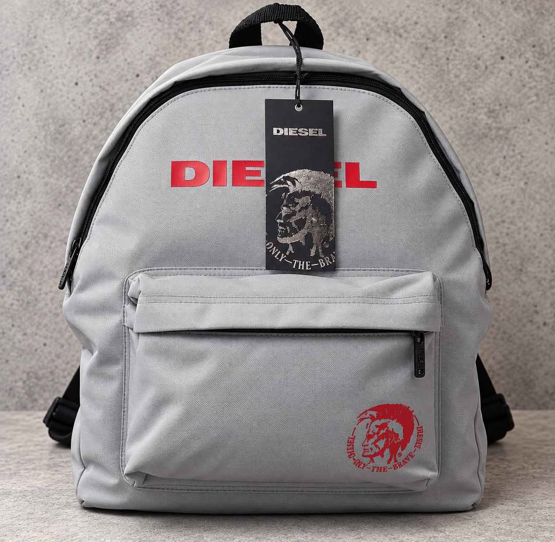 DIESEL gri sırt çantası, yeni ve etiketiyle birlikte