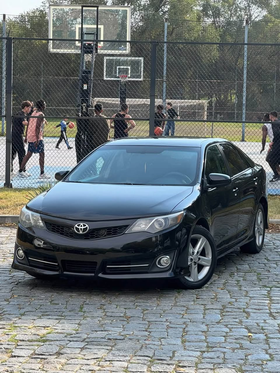 VERY URGENT 11500$ 2014 MODEL