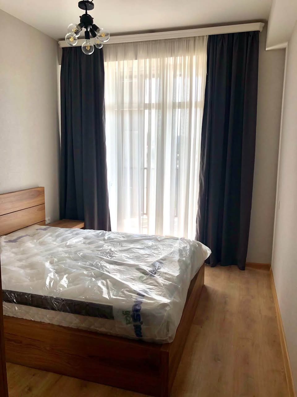 2 otaqlı mənzil satılır, Tbilisi