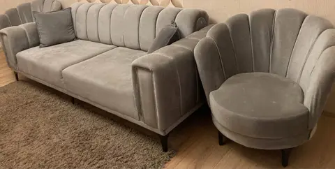 German triplet secondary like new
