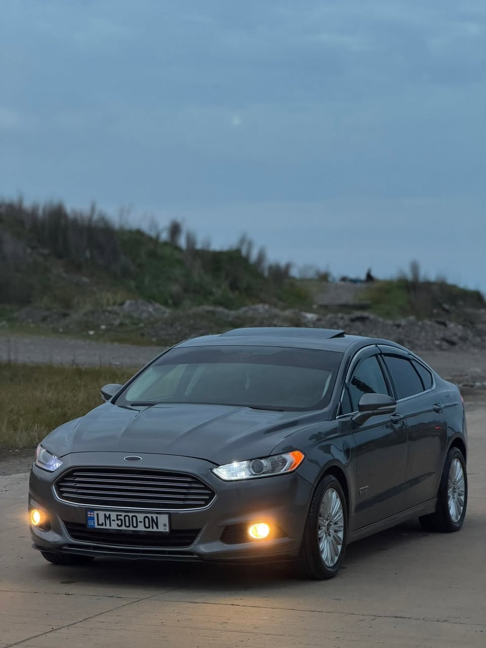 ტიტანი 2014 — 6,800$