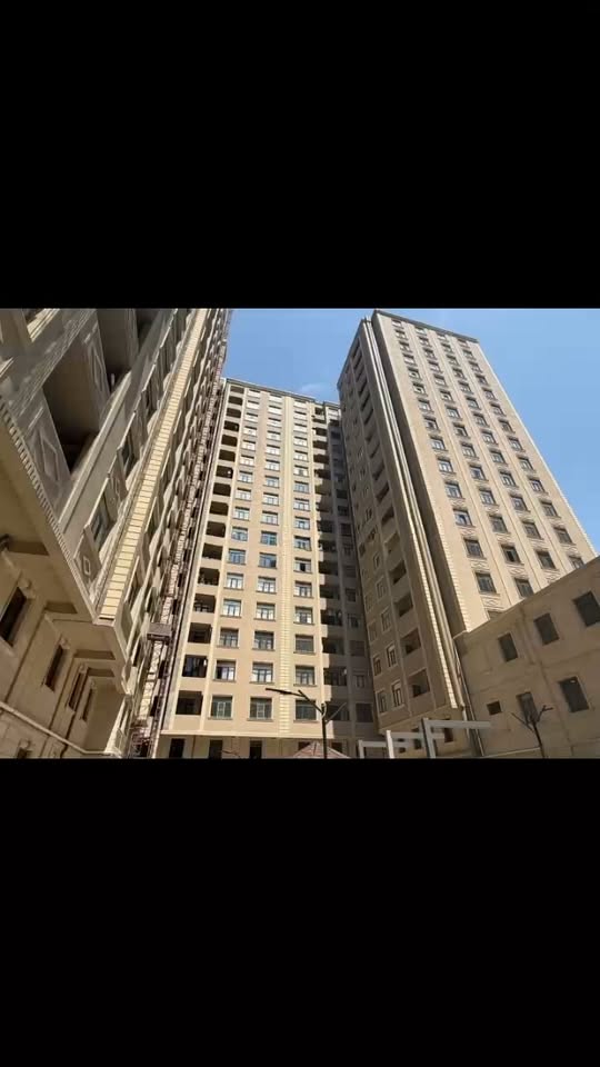 Dükkanda 385.000₼