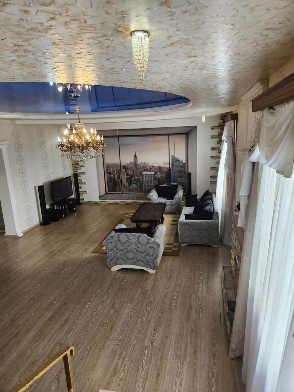 A spacious house is for rent in Benz — $1,500