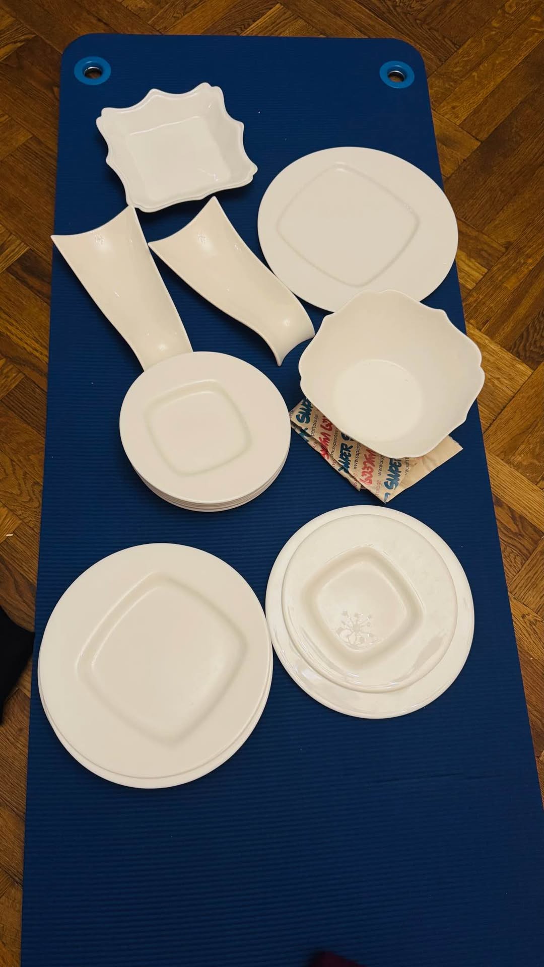 Luminarc white French dinnerware set