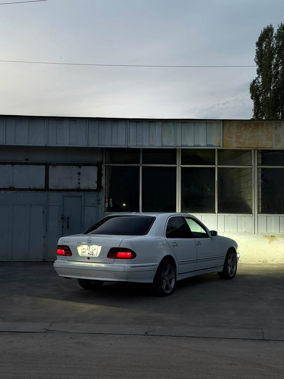 Mercedes-Benz E320 W210 2000, restyled