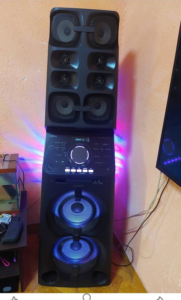 Sony powerful party speaker with lights