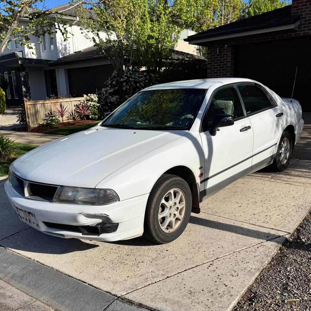 2000 Mitsubishi Magna V6 Մեծածախ գներ