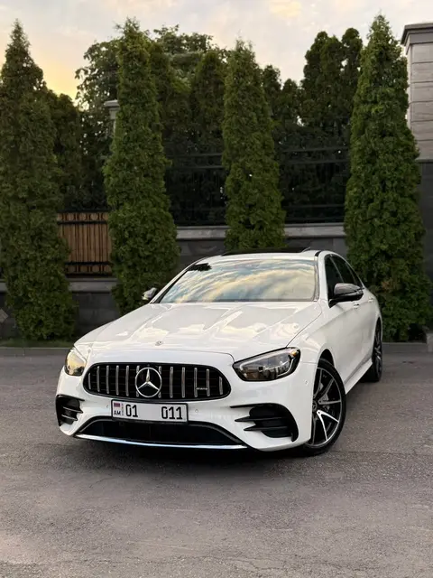 Mercedes-Benz E 350 ///AMG 2021 — 41,000$