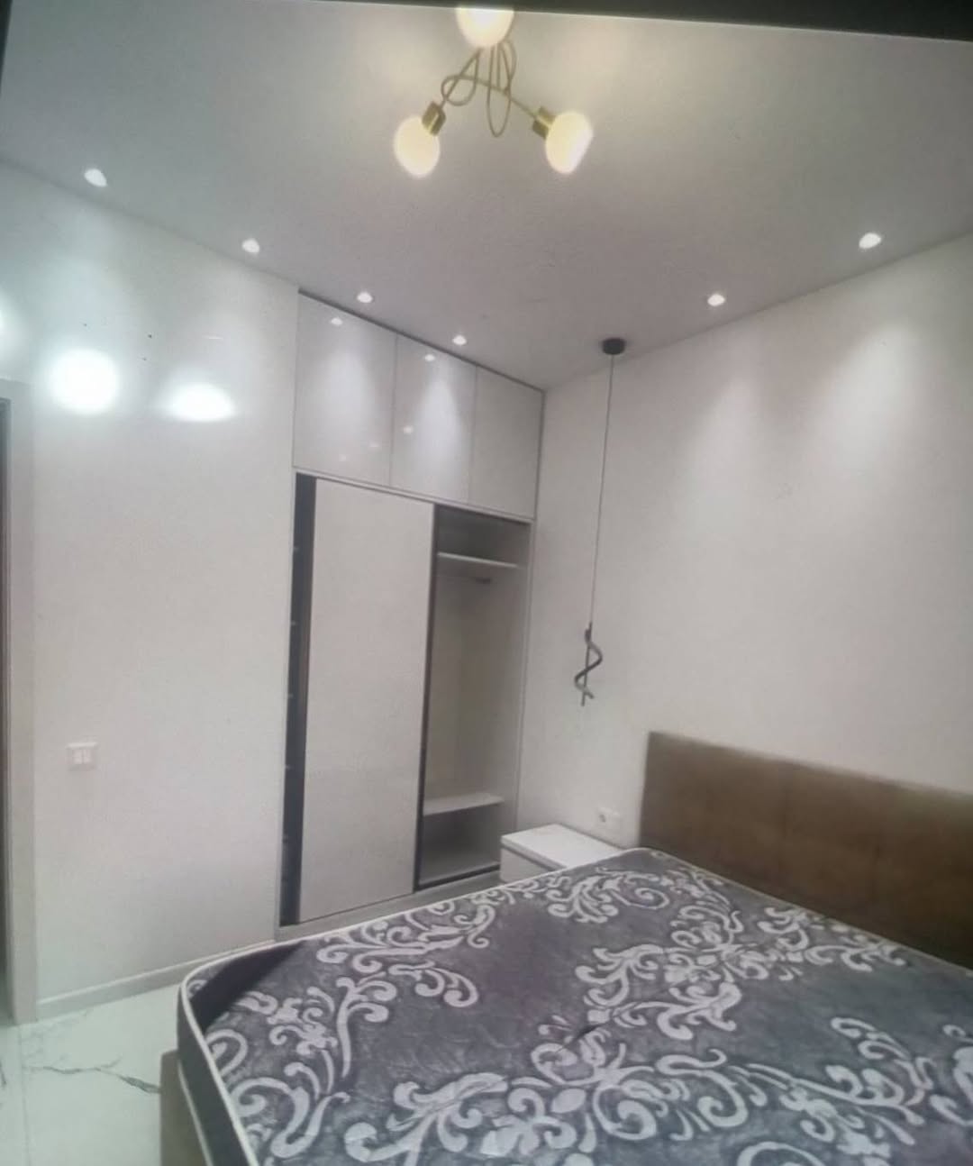 იყიდება 3-ოთახიანი ბინა, თბილისი — $150,000