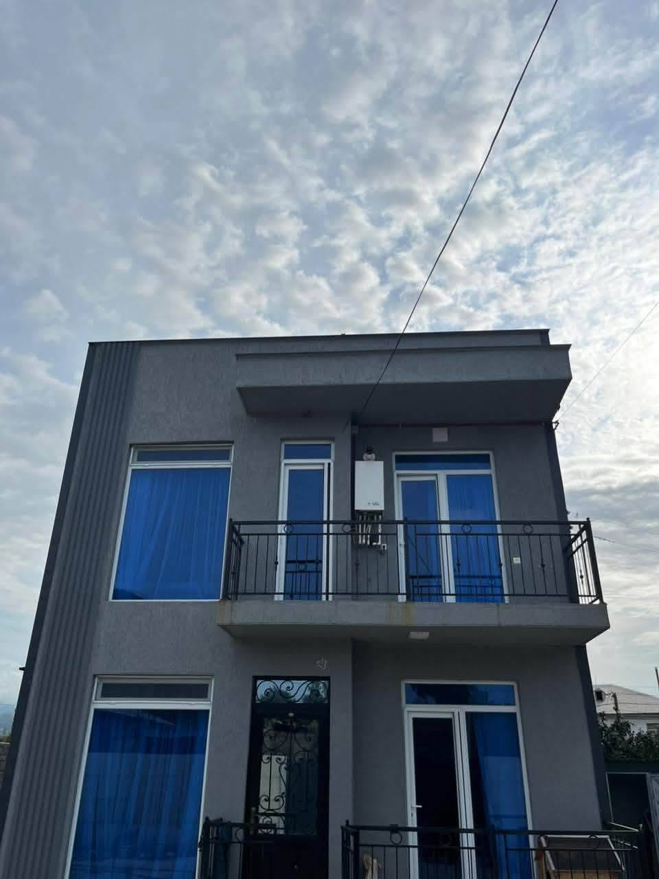 Həyət evi, Batumi — $2,000