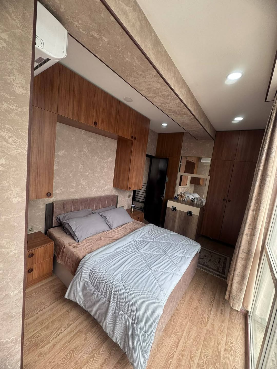 Furnished 2-bedroom apartment, 93.6 m², Tbilisi