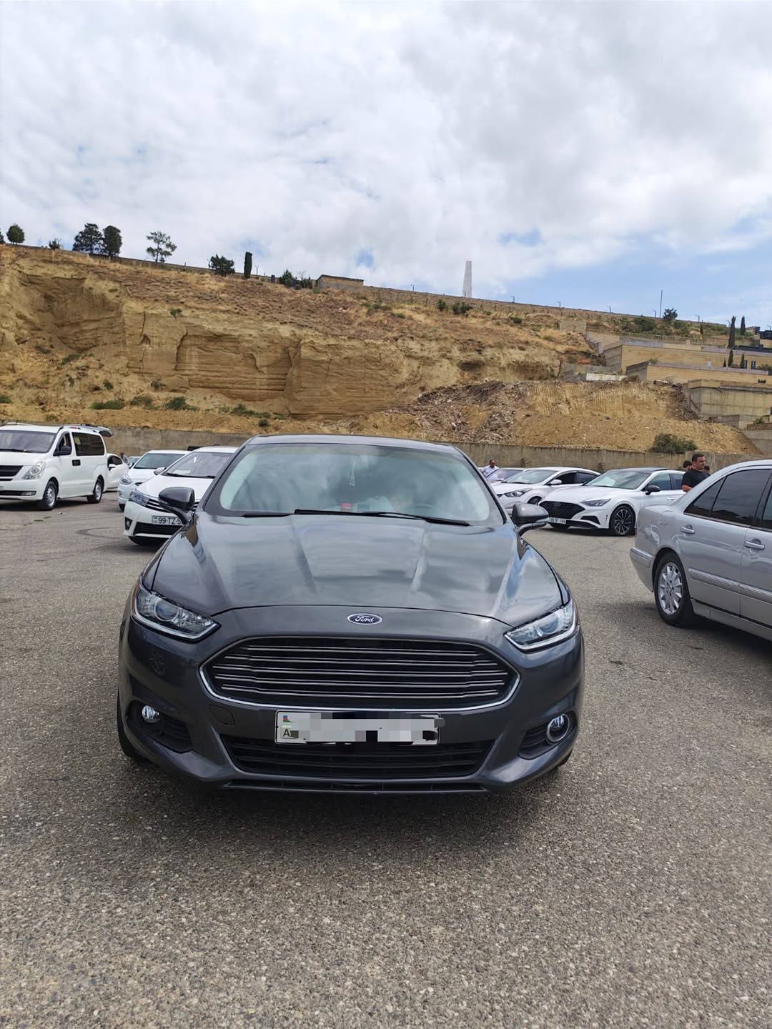 Avtomobil 2015 — 12,800₾
