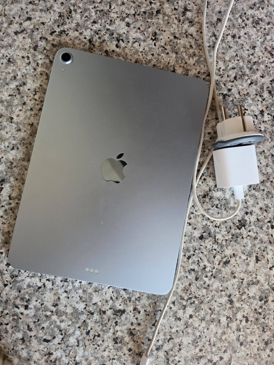 🗣 Продам. იყიდება🩵 iPad Air M3