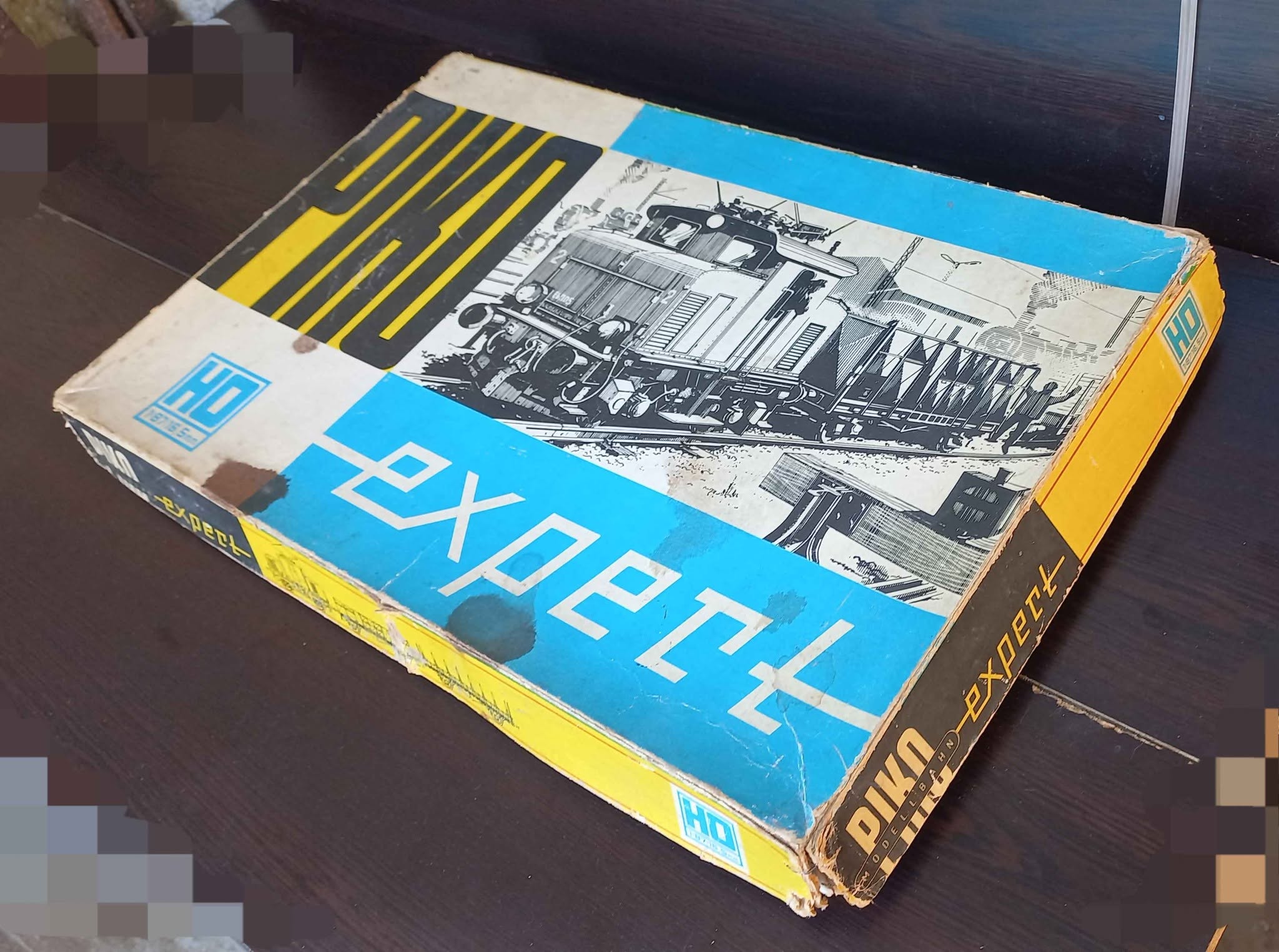 Piko HO model train set from 1975, in working condition
